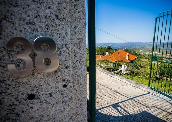 Quinta Da Mesquinhata Villa